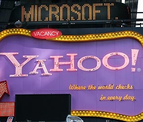 Có được Yahoo, Microsoft có thể cạnh tranh tốt hơn với Google.