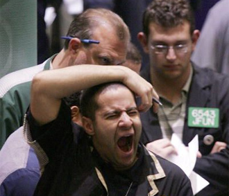 Các chuyên gia cho rằng, nạn đầu cơ là một trong những nguyên nhân khiến giá dầu tăng cao.