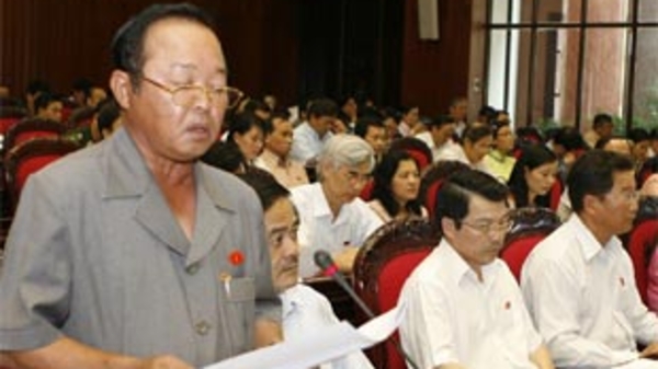 Khai thác bauxite: Nhất trí, nhưng vẫn băn khoăn