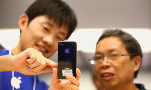 “Mua chung” iPhone 4 với giá 13 triệu đồng