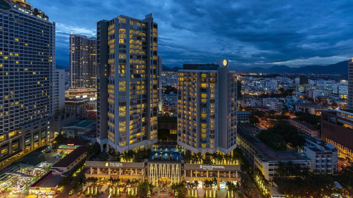 Sân bay quốc tế Cam Ranh kỳ vọng sẽ là "cú hích" mang tới bước chuyển mình mạnh mẽ hơn cho thị trường này.