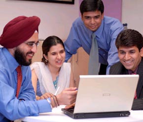 Riêng trong năm 2006, tiền lương tại Ấn Độ đã tăng 14% và vẫn chưa có dấu hiệu dừng lại trong năm 2007.