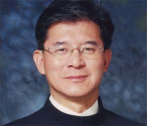 Đến năm 2006, số tài sản cá nhân Vincent Lo đang nắm giữ đã lên tới con số 1,4 tỷ USD và đưa ông vào danh sách một trong những người giàu nhất Trung Quốc và thế giới.