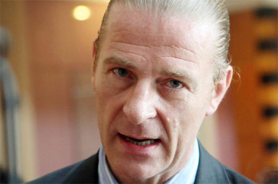 Tổng giám đốc Công ty Quản lý quỹ Dragon Capital Dominic Scriven.