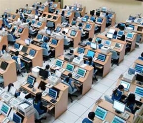 "Việc áp dụng hình thức nhập lệnh từ xa thật ra chỉ là một giải pháp tình thế để giảm bớt sự quá tải tại sàn trung tâm".