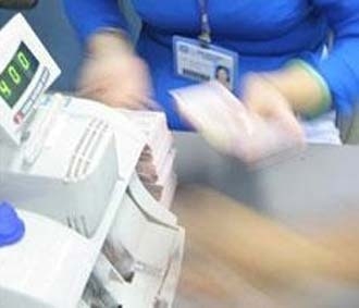 "Chính sách tiền tệ năm 2007 đã khó thì năm 2008 càng khó hơn khi dòng vốn đầu tư được dự báo là tiếp tục rất lớn."