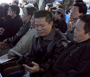 WB đánh giá thị trường chứng khoán sẽ còn tiếp tục được mở rộng do 20 doanh nghiệp nhà nước lớn sẽ niêm yết vào năm 2007.