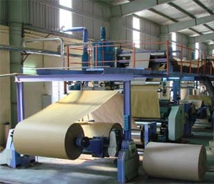 Theo nhận định của các nhà sản xuất giấy, nguyên nhân chính dẫn đến tình trạng khan hiếm giấy hiện nay là do “cầu vượt cung”.