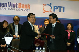 Lễ ký thỏa thuận hợp tác giữa LienVietBank với PTI.