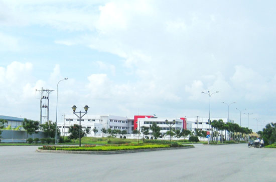 Hạ tầng khu công nghiệp Long Hậu.