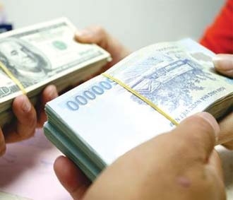 Chính sách thắt chặt tiền tệ của Nhà nước được trông đợi sẽ giúp giảm nhập siêu và kiềm chế lạm phát.