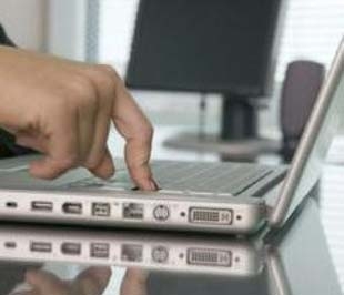 Thư rác là nỗi ám ảnh thường trực của những người dùng email.