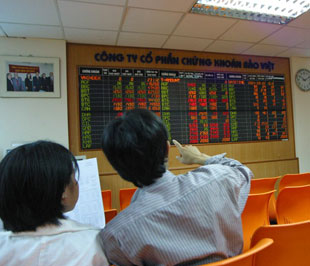 Nếu lượng hồ sơ hiện có trên bàn Ủy ban Chứng khoán được thông qua, lượng công ty chứng khoán có thể lên tới 150 thành viên.