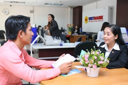 "Đối với VietBank, việc huy động USD chỉ nhằm phục vụ nhu cầu vay chính đáng của khách hàng".