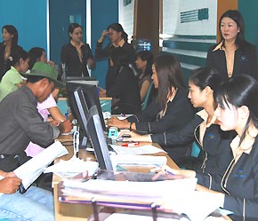 Đây cũng là một động tác “cải cách hành chính” đáng chú ý của doanh nghiệp - Ảnh: Đức Thọ