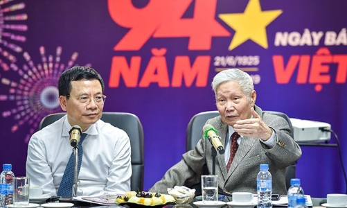 Bộ trưởng Nguyễn Mạnh Hùng: Báo chí là cầu nối cho khát vọng Việt Nam hùng cường