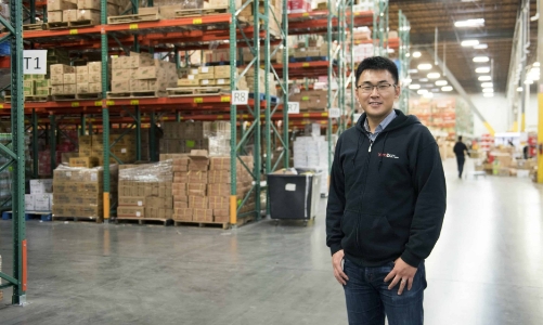 Xây dựng đế chế 100 triệu USD bán đồ ăn châu Á ở Mỹ