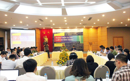 <span style="font-family: "Times New Roman"; font-size: 14.6667px;">Hội thảo góp ý hoàn thiện dự án Luật An ninh mạng, do Phòng Thương mại và Công nghiệp Việt Nam (VCCI) tổ chức.</span><div><br></div>