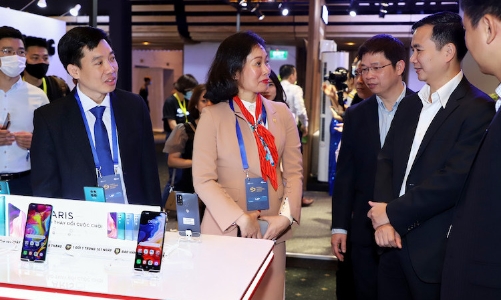 VinSmart “khoe” nhiều sản phẩm công nghệ mới tại Tech Awards 2020