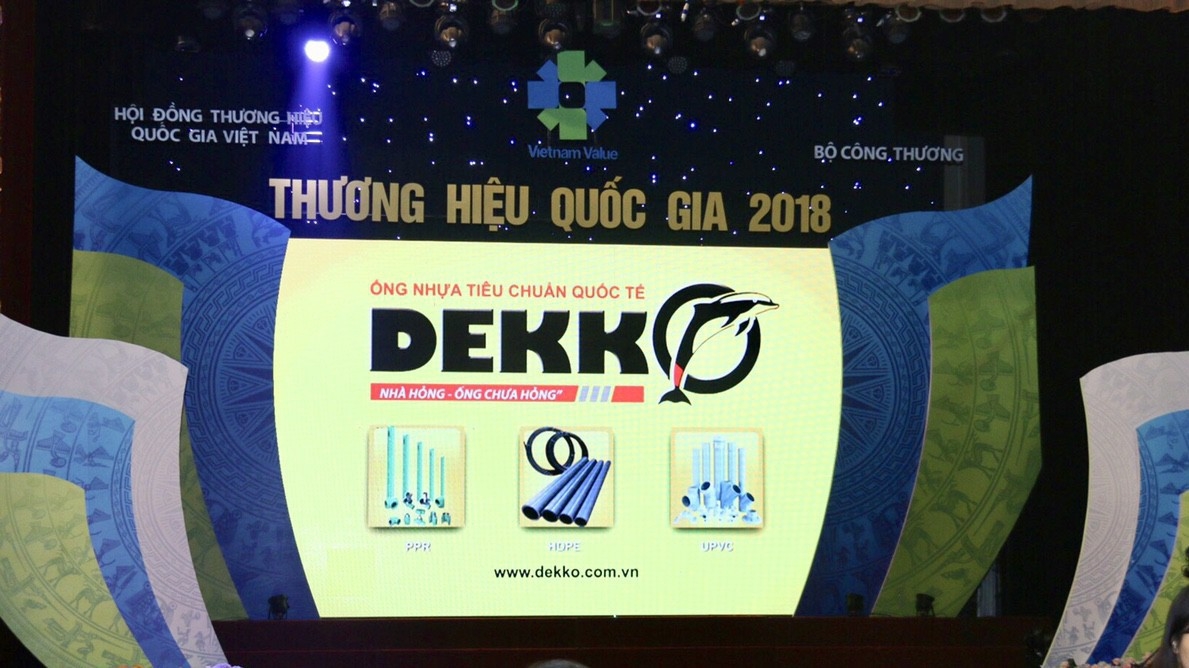 Công ty Phúc Hà tự hào khi được nhận Thương hiệu quốc gia cho sản phẩm Dekko. 