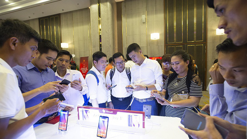 Thị trường smartphone Việt Nam đang mở ra cơ hội cho tất cả các thương hiệu điện thoại, đặc biệt là thương hiệu Việt.