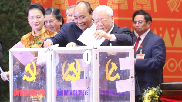 Bỏ phiếu bầu Ban Chấp hành Trung ương khóa XIII