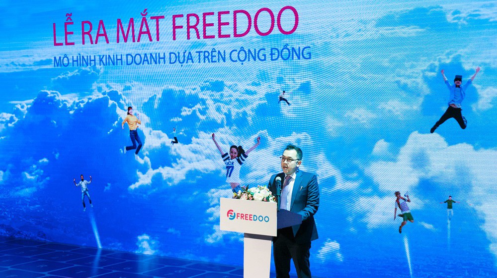 Ông Phùng Duy Khương - Giám đốc Khối Bán lẻ hàm Phó Tổng giám đốc VietinBank phát biểu tại buổi lễ.