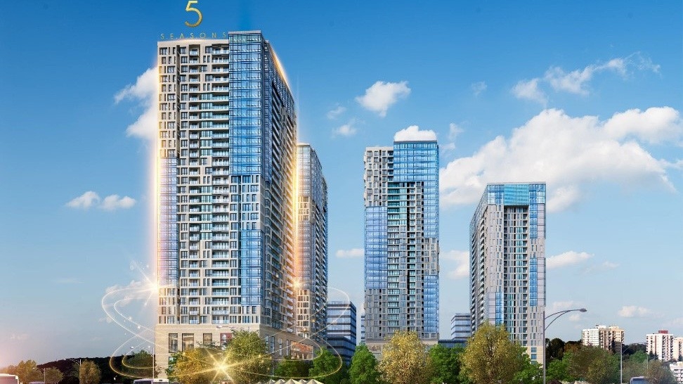 Five Seasons - tòa condotel tiên phong tại khu vực quận Thanh Xuân, Hà Nội là một trong những điểm thu hút được nhiều sự chú ý hơn cả. 