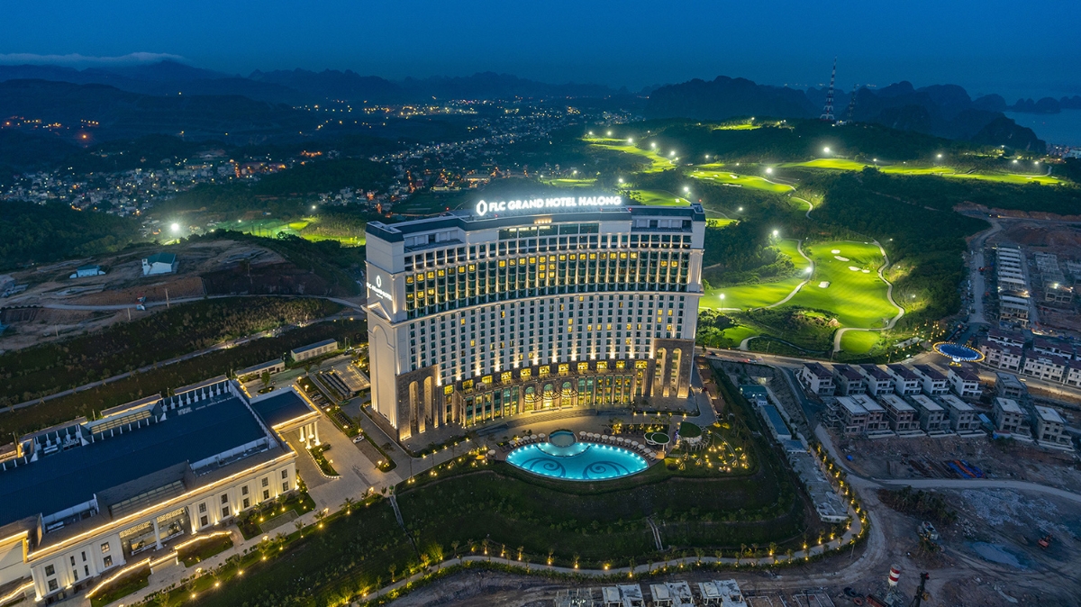 FLC Hạ Long, một trong những dự án quần thể du lịch nghỉ dưỡng nổi bật tại Hạ Long, Quảng Ninh.