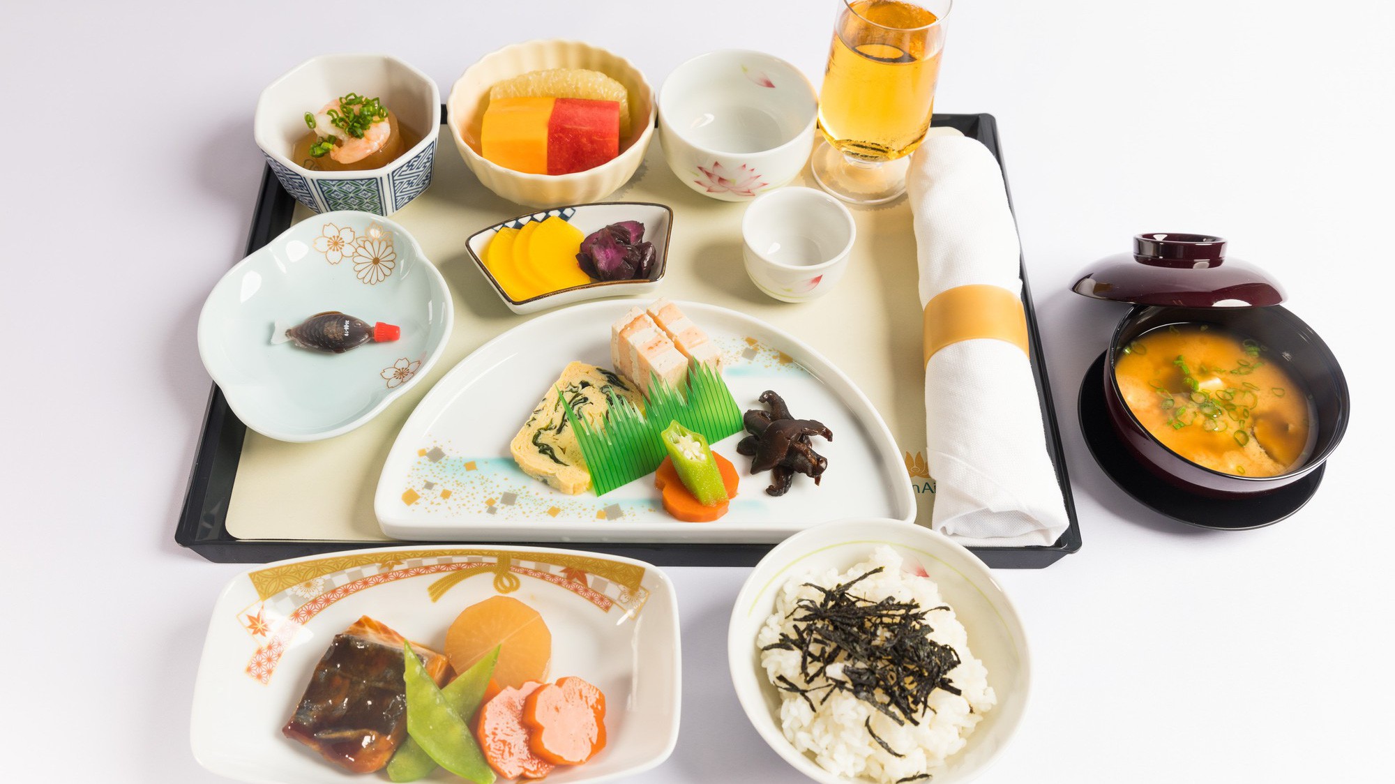 Nhật Bản nằm trong top 5 thị trường có dung lượng hàng không lớn nhất đến Việt Nam với tốc độ tặng trưởng trong bình trong 5 năm qua đạt hơn 12%/năm.