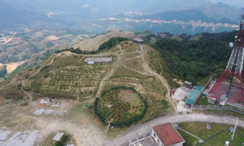 Mẫu Sơn - cô gái đẹp ngủ trong rừng chờ người đánh thức