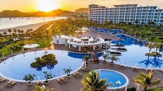 FLC Quy Nhơn ngày càng được du khách ưa chuộng bởi đẳng cấp lưu trú, tiện ích và ẩm thực 5 sao đầy ấn tượng.