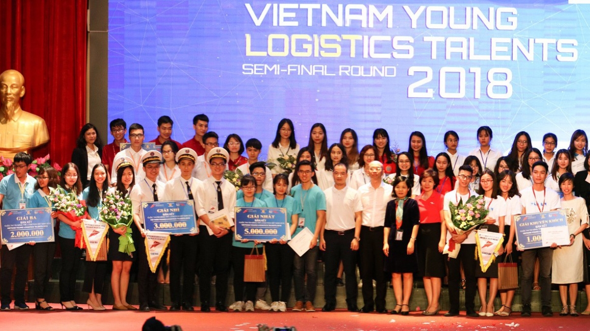 Vòng Bán kết khu vực đã khép lại với nhiều dư âm.