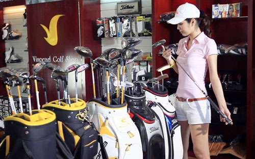Với lợi thế “tất cả trong một” đáp ứng hoàn hảo mọi nhu cầu 
giải trí, nghỉ dưỡng, sân golf Vinpearl được đánh giá là điểm đến không 
thể bỏ qua của các gôn thủ trong nước và quốc tế.