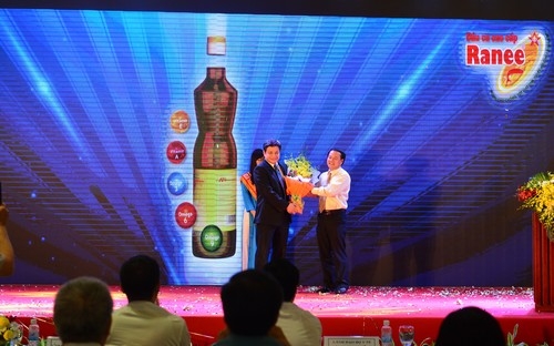 Ranee có nguồn gốc từ mỡ cá tra, được Viện Dinh dưỡng Quốc gia nghiên 
cứu và được sản xuất bởi công nghệ tinh luyện hoàn chỉnh do Tập đoàn 
Desmet Balestra nghiên cứu, chuyển giao theo đơn đặt hàng của Tập đoàn 
Sao Mai.<br>