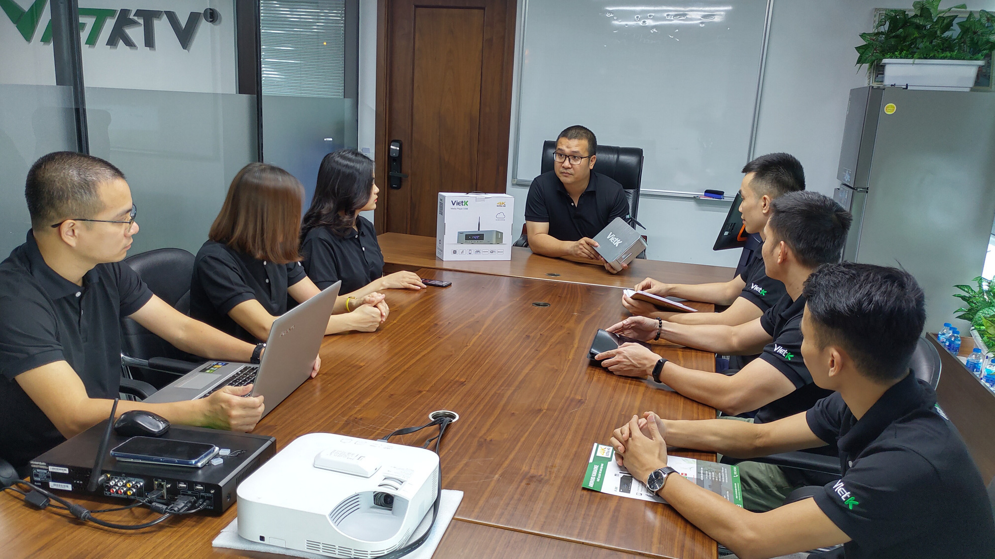 Chiến lược "bỏ cũ, xây mới" này hứa hẹn tín hiệu tích cực.