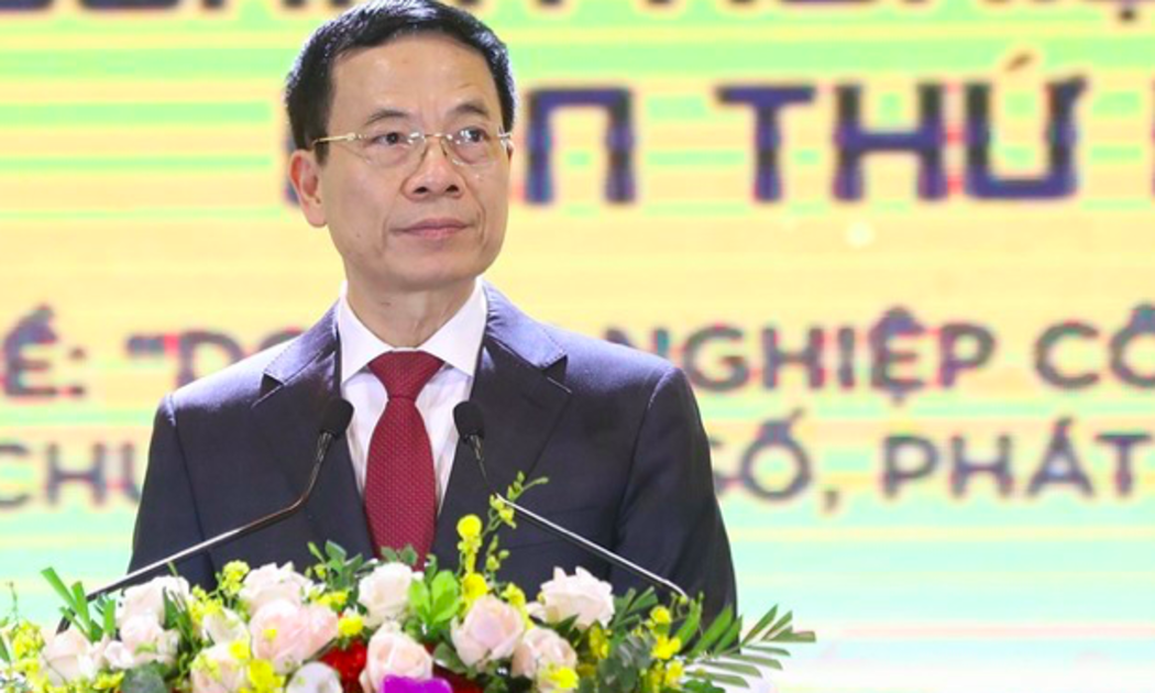 Bộ trưởng Bộ Thông tin và Truyền thông Nguyễn Mạnh Hùng.