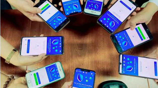 5 tỉnh, thành phố gồm Đà Nẵng, Hà Nội, Quảng Ninh, Tp.HCM và Hải Dương liên tục dẫn đầu về tỷ lệ người dùng Bluezone trên dân số.