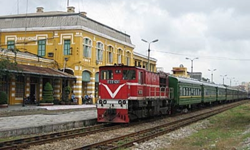 Tính mua tàu cũ Trung Quốc, lãnh đạo đường sắt bị phê bình