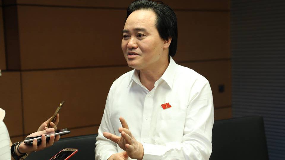 Bộ trưởng Bộ Giáo dục và Đào tạo Phùng Xuân Nhạ.