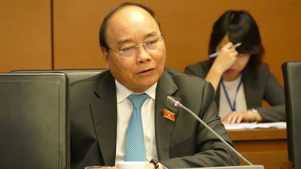 Thủ tướng Nguyễn Xuân Phúc phát biểu tại tổ.