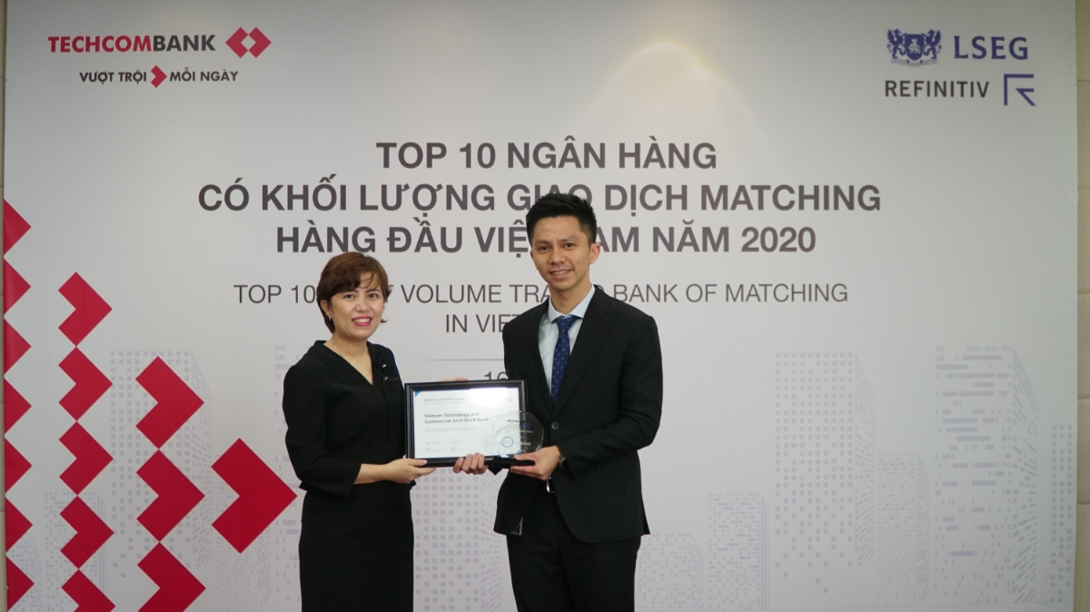 Techcombank được Refinitiv vinh danh Top 4 Ngân hàng giao dịch Matching lớn nhất thị trường ngoại hối Việt Nam.