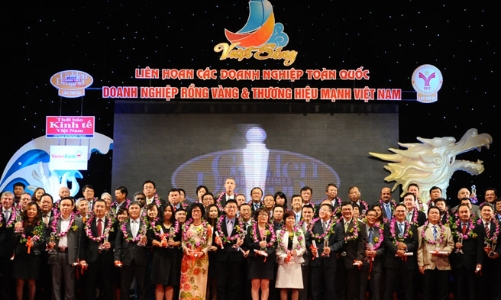 Chùm ảnh Liên hoan Rồng Vàng và Thương hiệu mạnh 2012