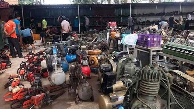 Đối với dây chuyền công nghệ đã qua sử dụng được phép nhập khẩu công suất hoặc hiệu suất còn lại phải đạt từ 85% trở lên so với công suất hoặc hiệu suất thiết kế.