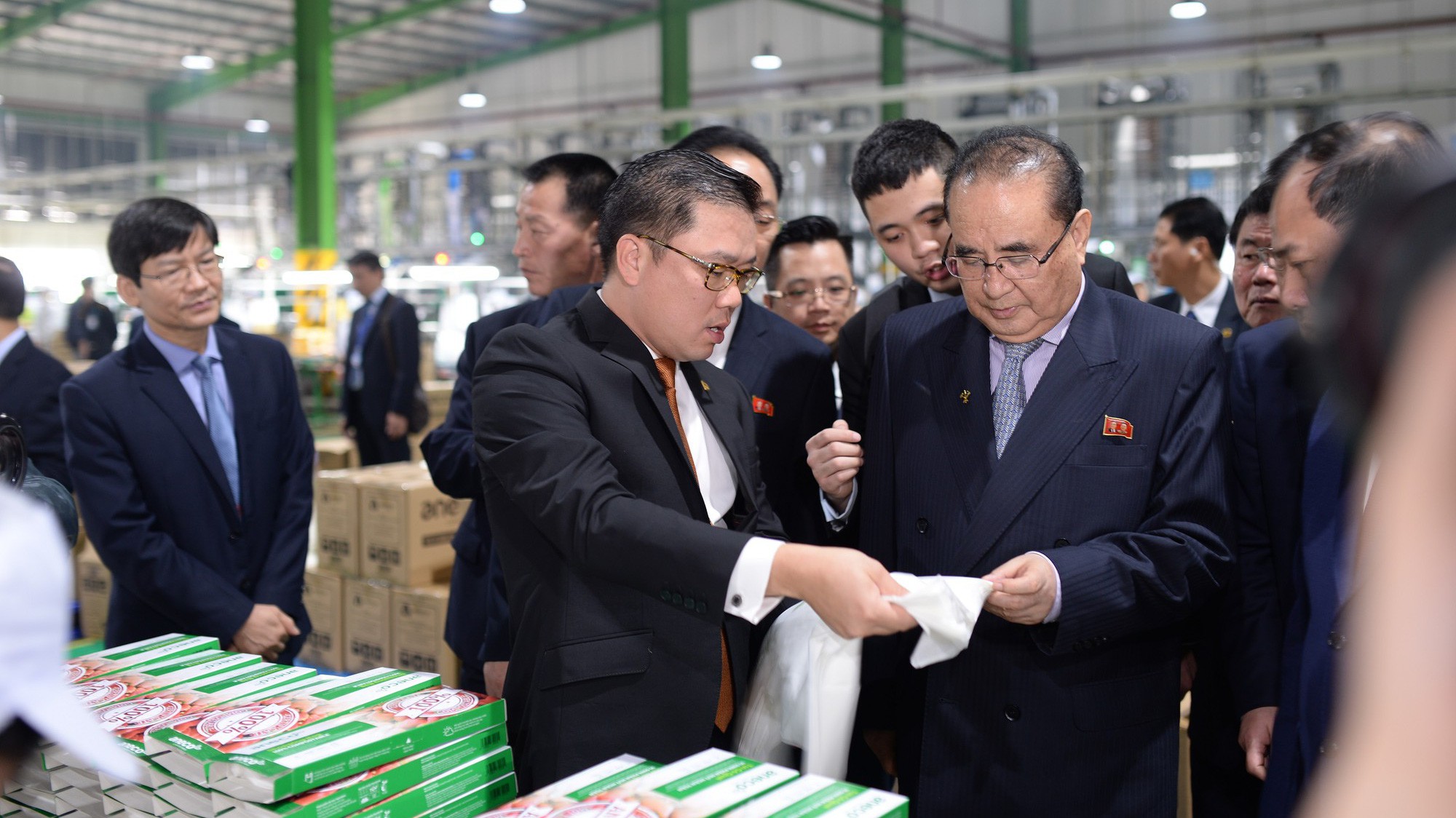 Phái đoàn Triều Tiên đã đánh giá cao những thành tích và nỗ lực của APH và An Phát Plastic trong thời gian qua.