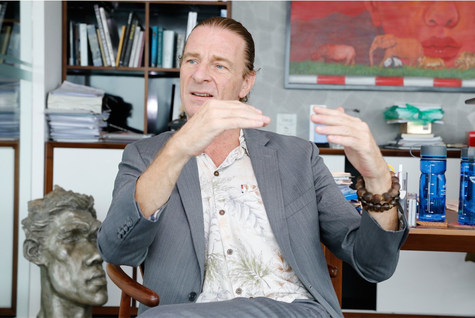 “Chứng khoán càng lên càng phải thận trọng, nhưng vẫn có thể hy vọng” - Ảnh 3.