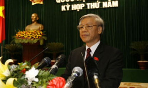 Khai mạc kỳ họp Quốc hội thứ 5: Nhấn mạnh “khoan sức dân”