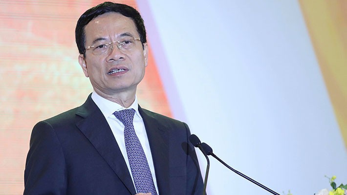 Bộ trưởng Bộ Thông tin và Truyền thông Nguyễn Mạnh Hùng.