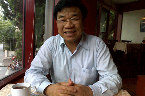 Ông Hà Văn Hiền: "Tôi đã nhiều lần trao đổi với VnEconomy là nền kinh tế đã tích tụ những khiếm khuyết rất lâu và rất nặng nề rồi" - Ảnh: Nguyên Thảo.