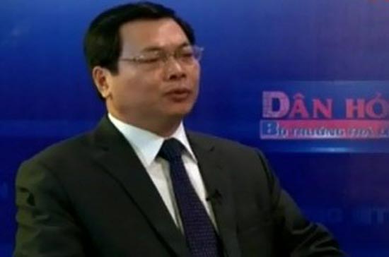 Bộ trưởng Bộ Công Thương Vũ Huy Hoàng trong chương trình "Dân hỏi - Bộ trưởng trả lời"